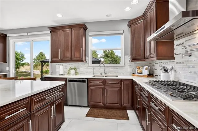 460 Columbine Drive Bennett, CO 80102