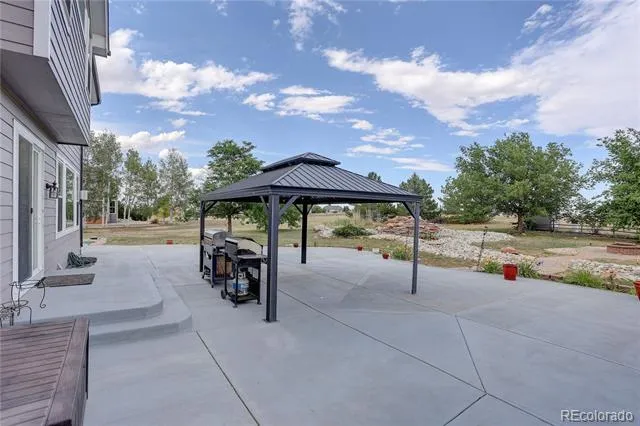 460 Columbine Drive Bennett, CO 80102