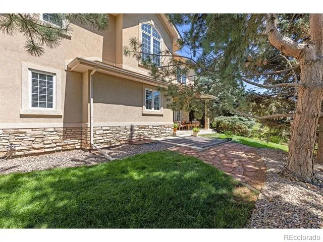 1001 Wyndemere Circle Longmont, CO 80504