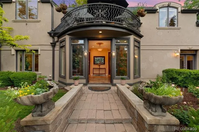 6901 E 12th Avenue Denver, CO 80220