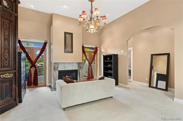 6901 E 12th Avenue Denver, CO 80220