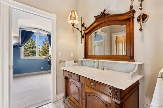 6901 E 12th Avenue Denver, CO 80220