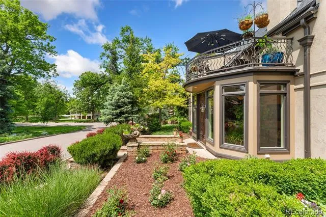 6901 E 12th Avenue Denver, CO 80220