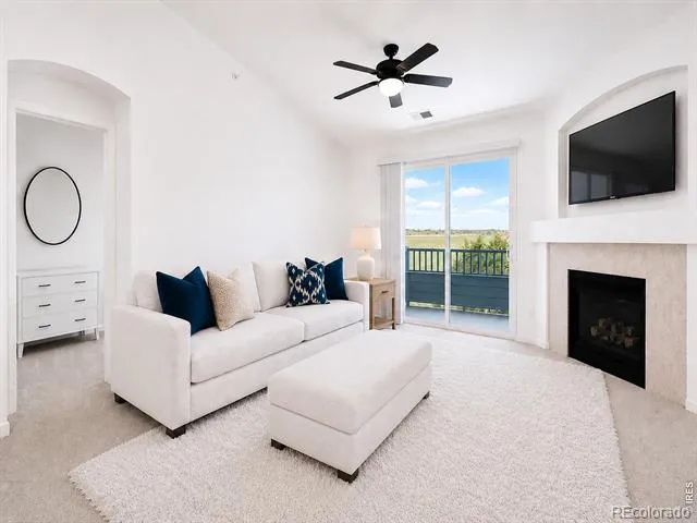 5255 Memphis Street #921 Denver, CO 80239