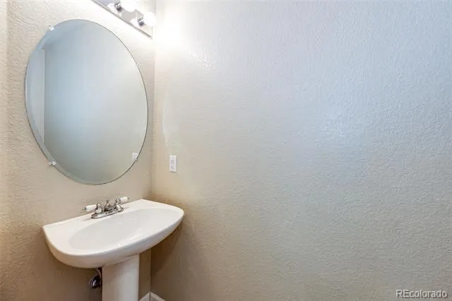 9476 Morning Glory Way Highlands Ranch, CO 80130
