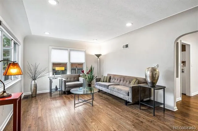 4035 S Logan Street Englewood, CO 80113