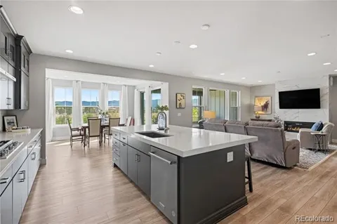9204 Star Fall Circle