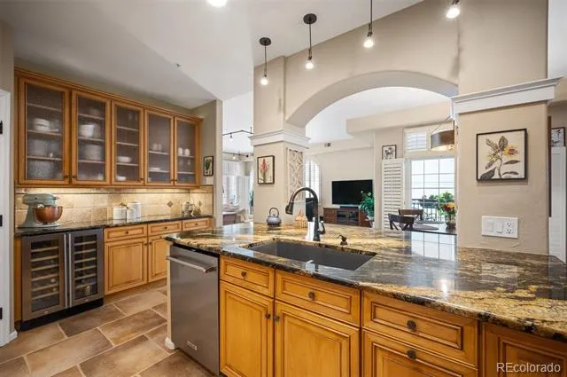 1140 Cherokee Street #401 Denver, CO 80204