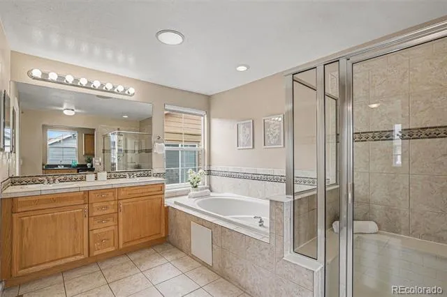 1372 S Duquesne Court Aurora, CO 80018