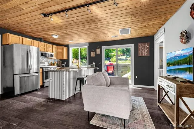 1608 Highland Way Colorado Springs, CO 80906
