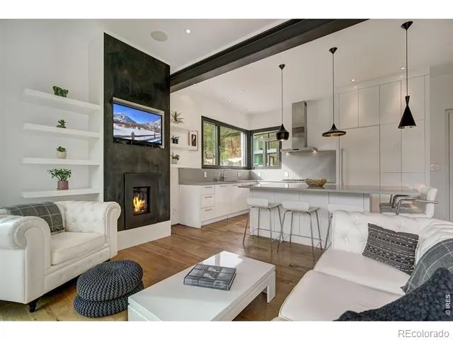 228 Lion Point Boulder, CO 80302