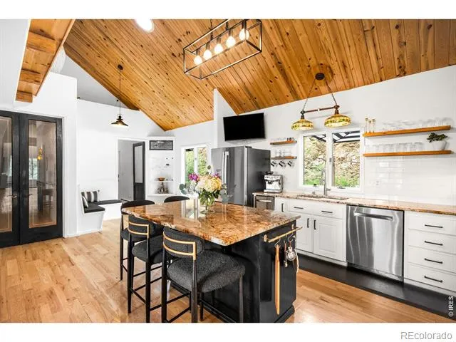 9537 Ute Drive Golden, CO 80403