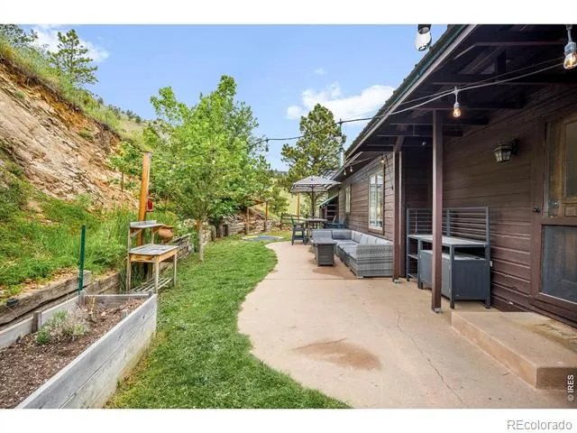 9537 Ute Drive Golden, CO 80403