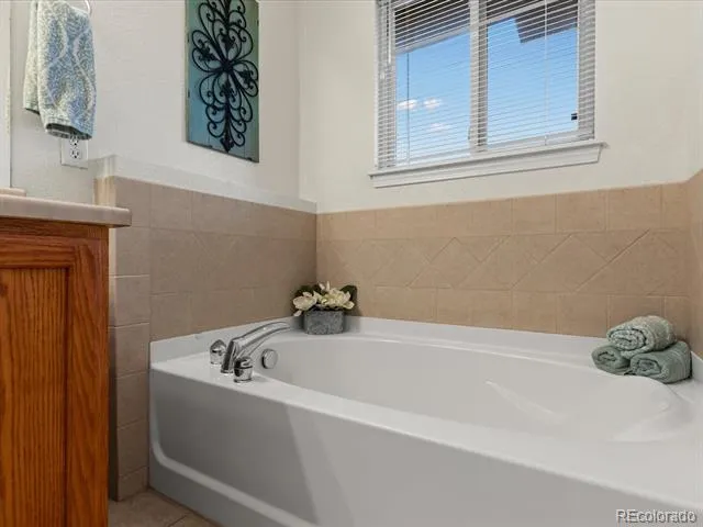 684 Hayloft Way Brighton, CO 80601