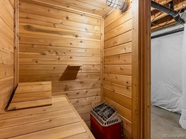 684 Hayloft Way Brighton, CO 80601