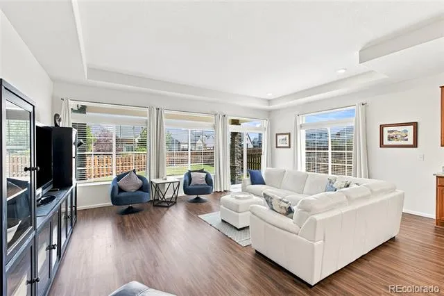 58 S Oak Hill Court Aurora, CO 80018