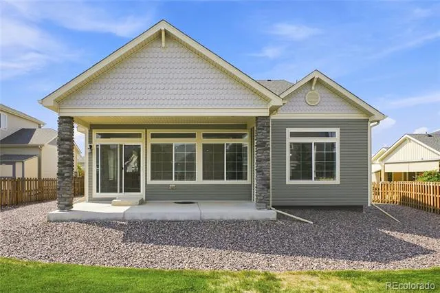 58 S Oak Hill Court Aurora, CO 80018