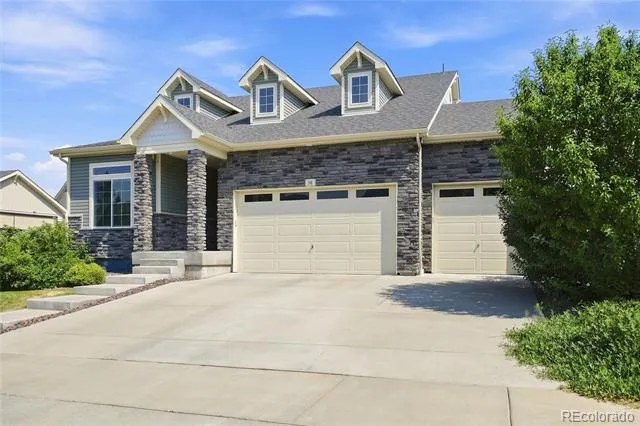 58 S Oak Hill Court Aurora, CO 80018