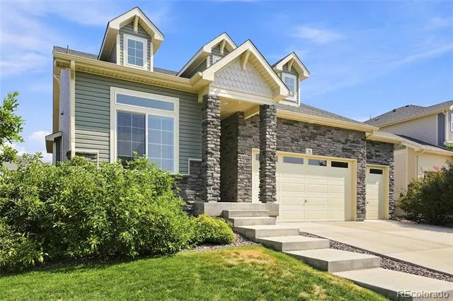 58 S Oak Hill Court Aurora, CO 80018
