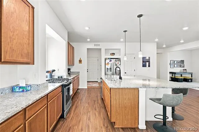 58 S Oak Hill Court Aurora, CO 80018