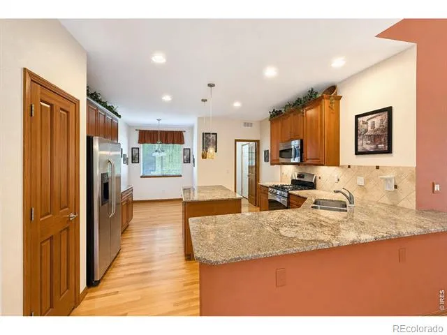 639 Summer Hawk Drive Longmont, CO 80504