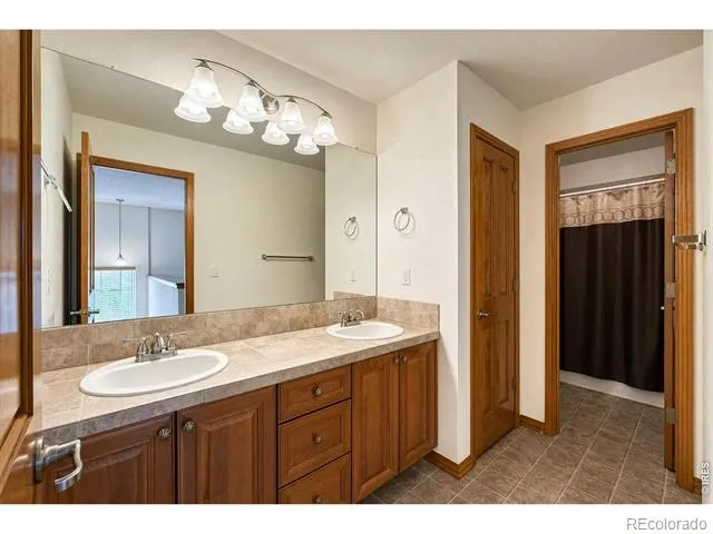 639 Summer Hawk Drive Longmont, CO 80504