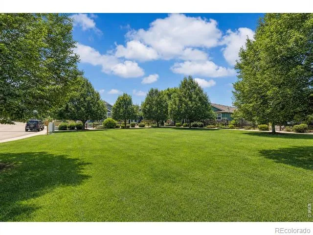 639 Summer Hawk Drive Longmont, CO 80504