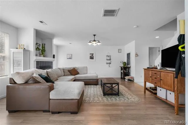 10696 Butte Drive Longmont, CO 80504
