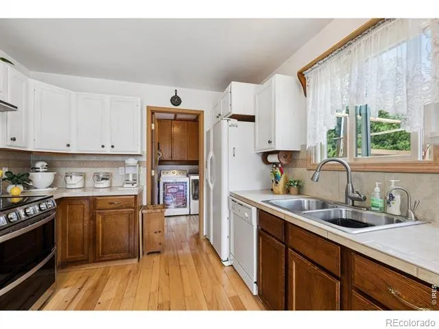 225 Hell Canyon Road Estes Park, CO 80517