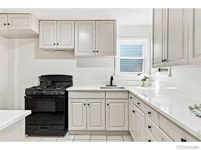 116 E 5th Avenue Longmont, CO 80504