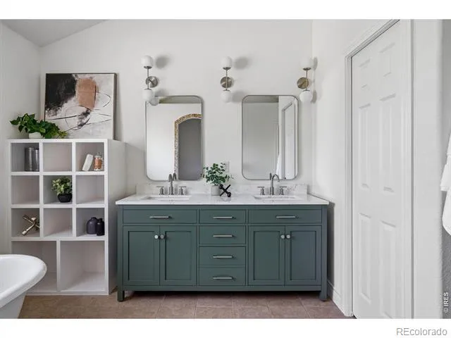 2554 Dutch Court Lafayette, CO 80026