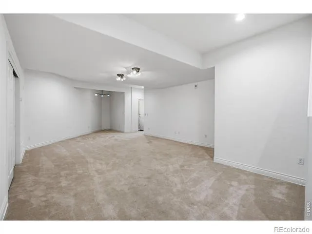 2554 Dutch Court Lafayette, CO 80026