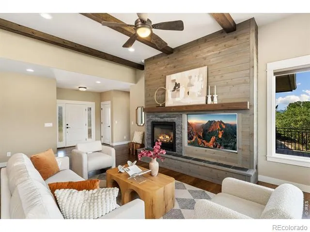 2882 Thunderview Drive Timnath, CO 80547