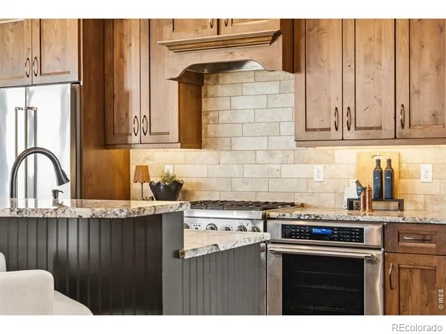 2882 Thunderview Drive Timnath, CO 80547