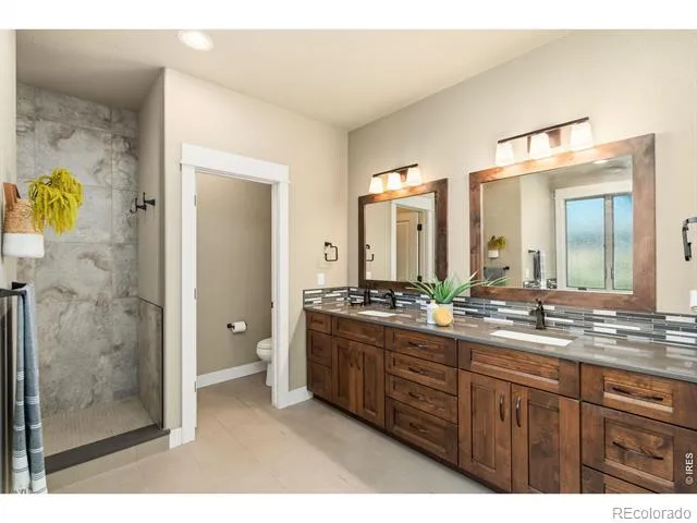 2882 Thunderview Drive Timnath, CO 80547