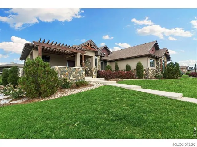2882 Thunderview Drive Timnath, CO 80547