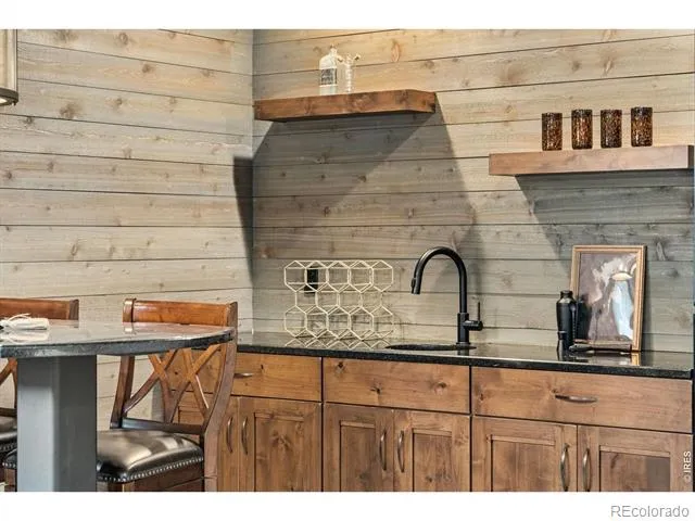 2882 Thunderview Drive Timnath, CO 80547