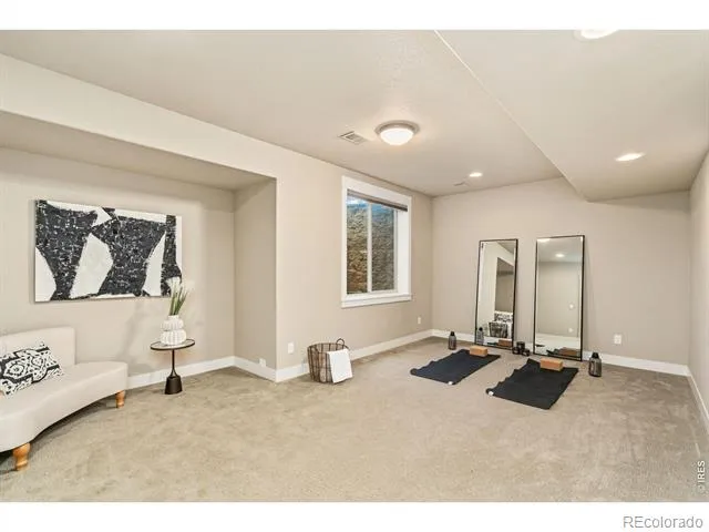 2882 Thunderview Drive Timnath, CO 80547