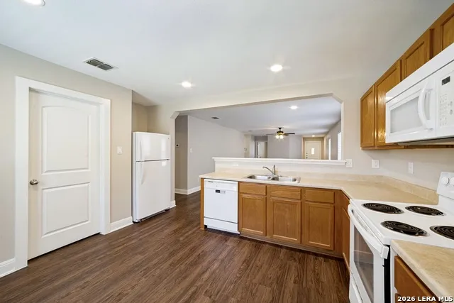 7915 Oak Pointe San Antonio, TX 78254