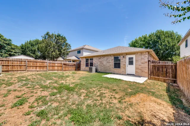 7915 Oak Pointe San Antonio, TX 78254