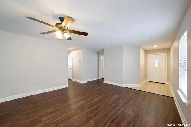 7915 Oak Pointe San Antonio, TX 78254
