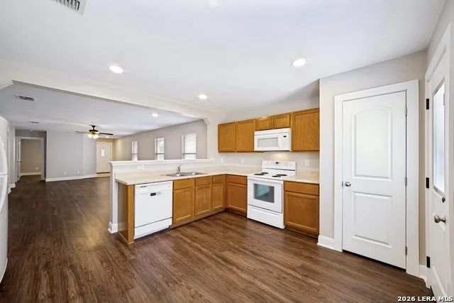 7915 Oak Pointe San Antonio, TX 78254