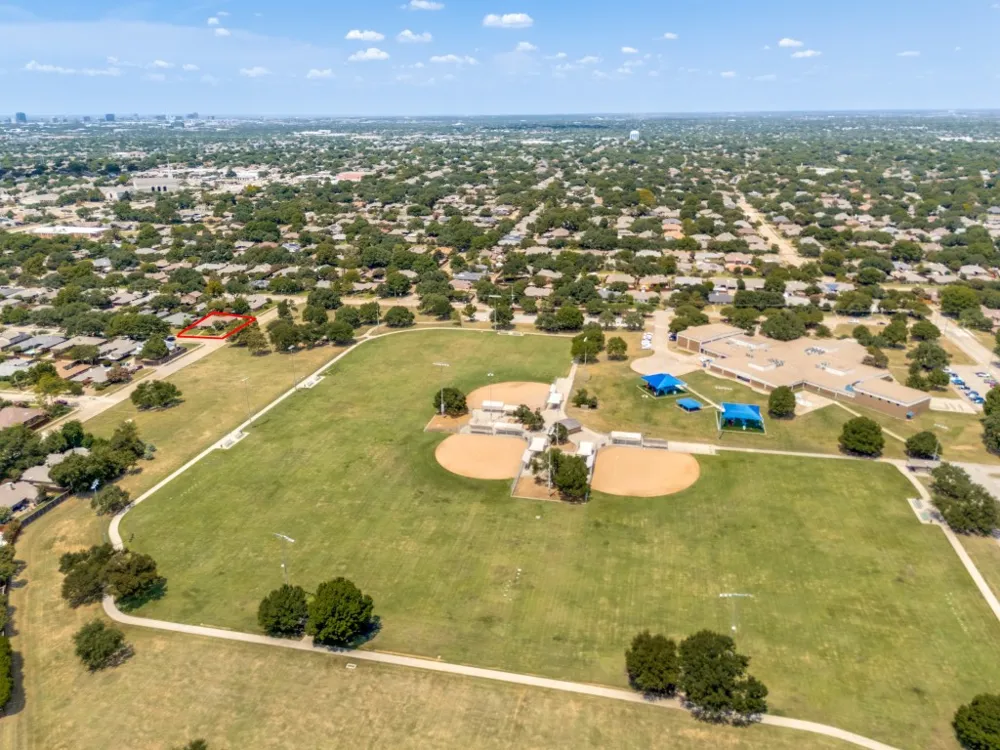 3801 Graphic Place Plano, TX 75075