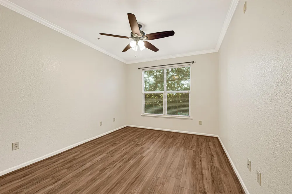 1711 Old Spanish Trail #117 Houston, TX 77054