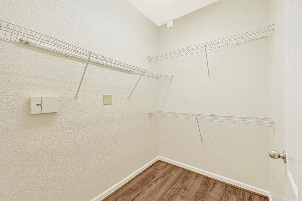 1711 Old Spanish Trail #117 Houston, TX 77054