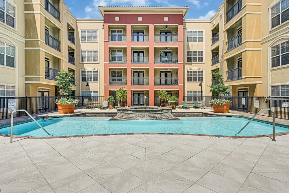 1711 Old Spanish Trail #117 Houston, TX 77054