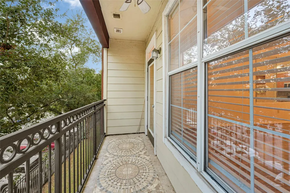 1711 Old Spanish Trail #117 Houston, TX 77054