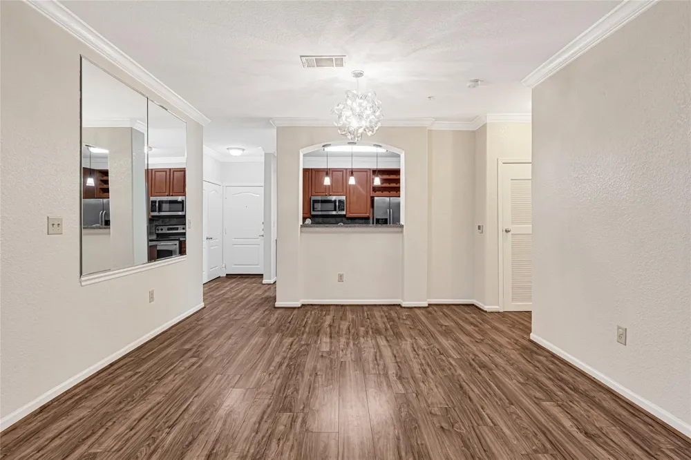 1711 Old Spanish Trail #117 Houston, TX 77054