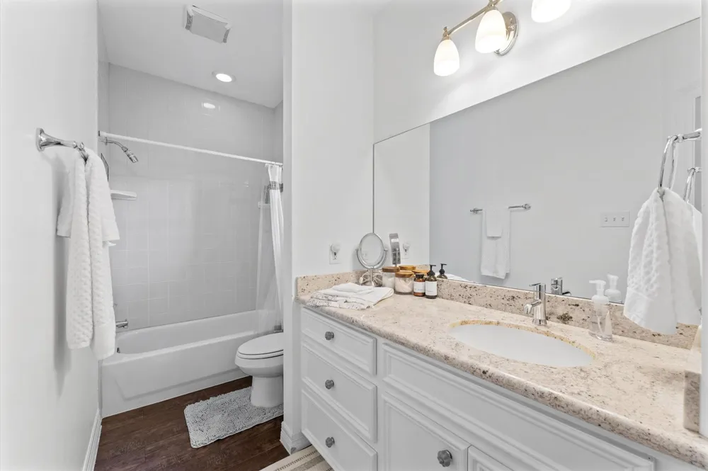 501 Columbia Street Houston, TX 77007