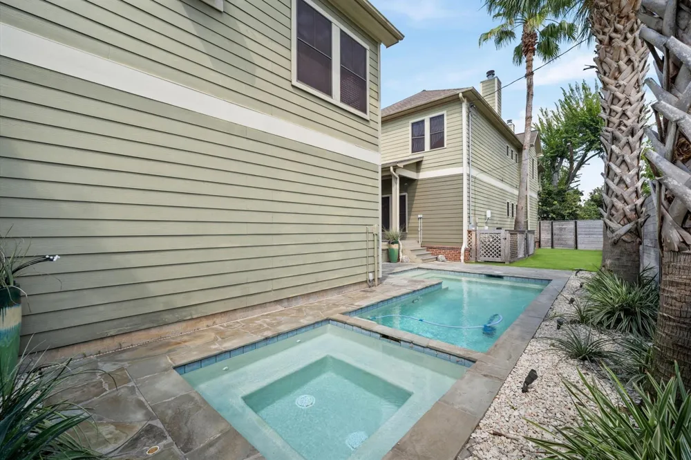 501 Columbia Street Houston, TX 77007